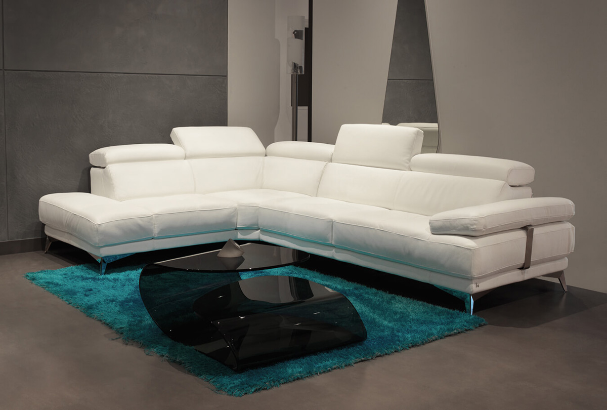 Winner2 by simplysofas.in